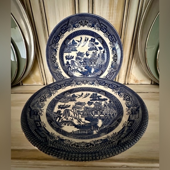 CHURCHILL ENGLAND, BLUE WILLOW, COUPE BOWLS. SET OF 2. NO CRACKS OR CHIPS. - Picture 1 of 9